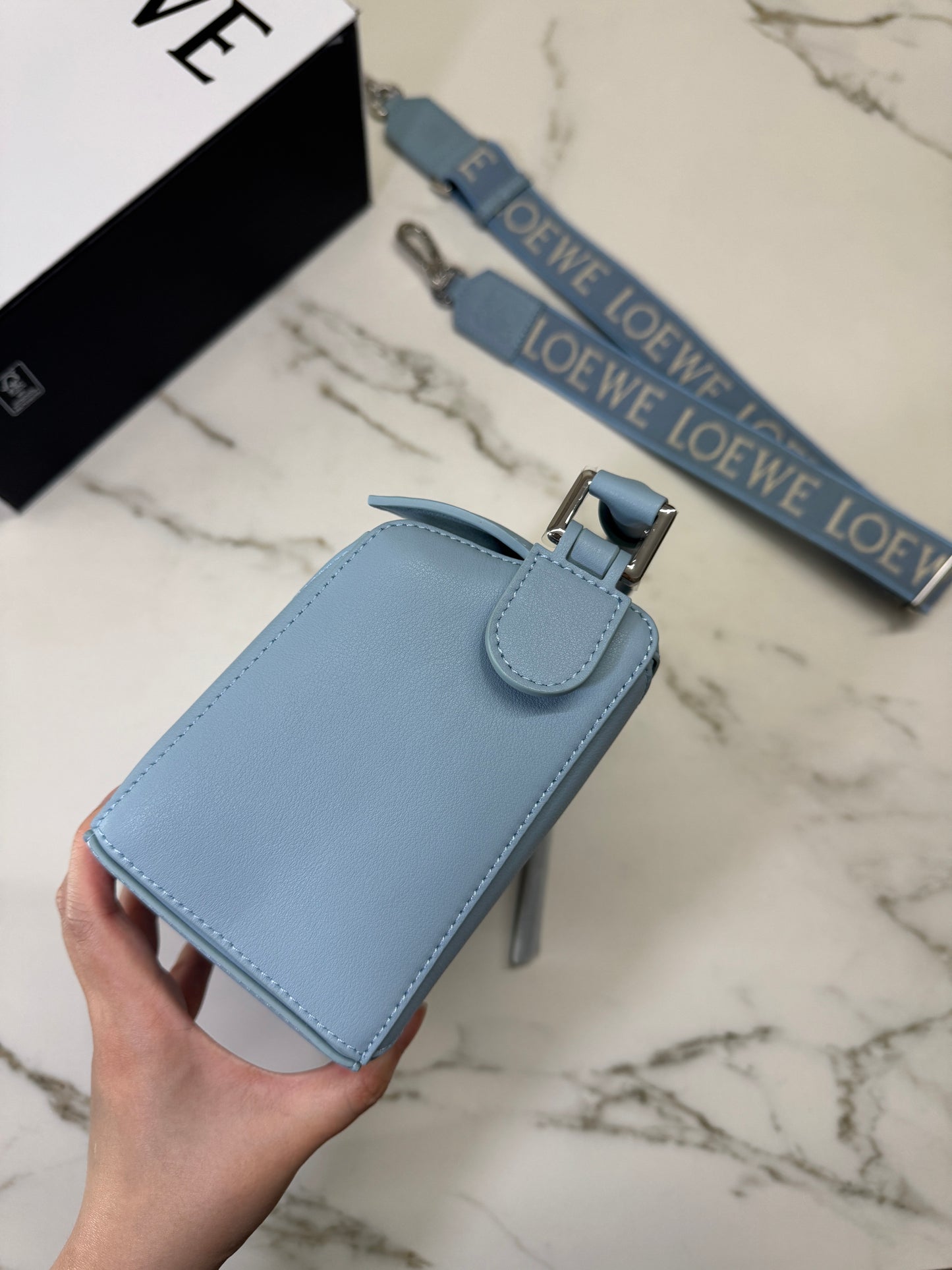 LOEWE Puzzle Small 天藍色
