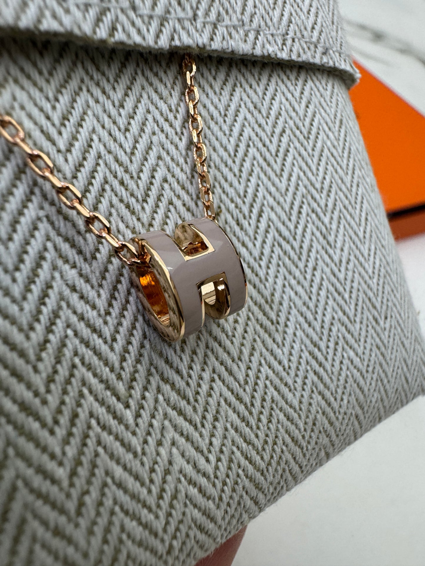 HERMES Pop H Marron Glaze 玫瑰金項鏈