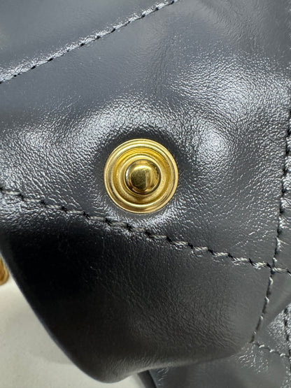 CHANEL 22Bag 小號 深灰色