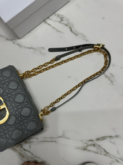 DIOR Caro 石灰色 小號