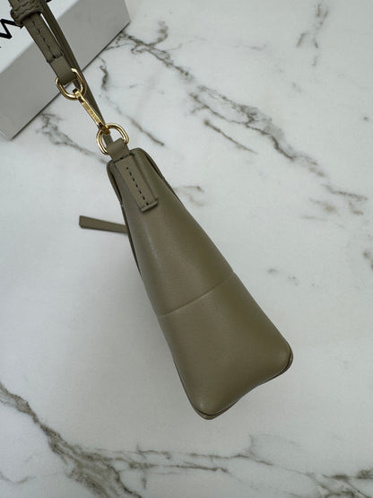 LOEWE Puzzle Fold Pouch Clay Green