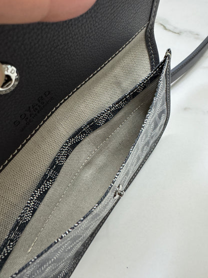 GOYARD 灰色Hobo 紅色小愛心