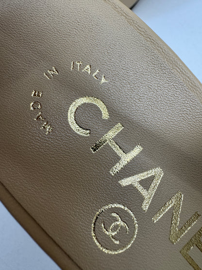 CHANEL Slingback 6.5cm 杏拼黑