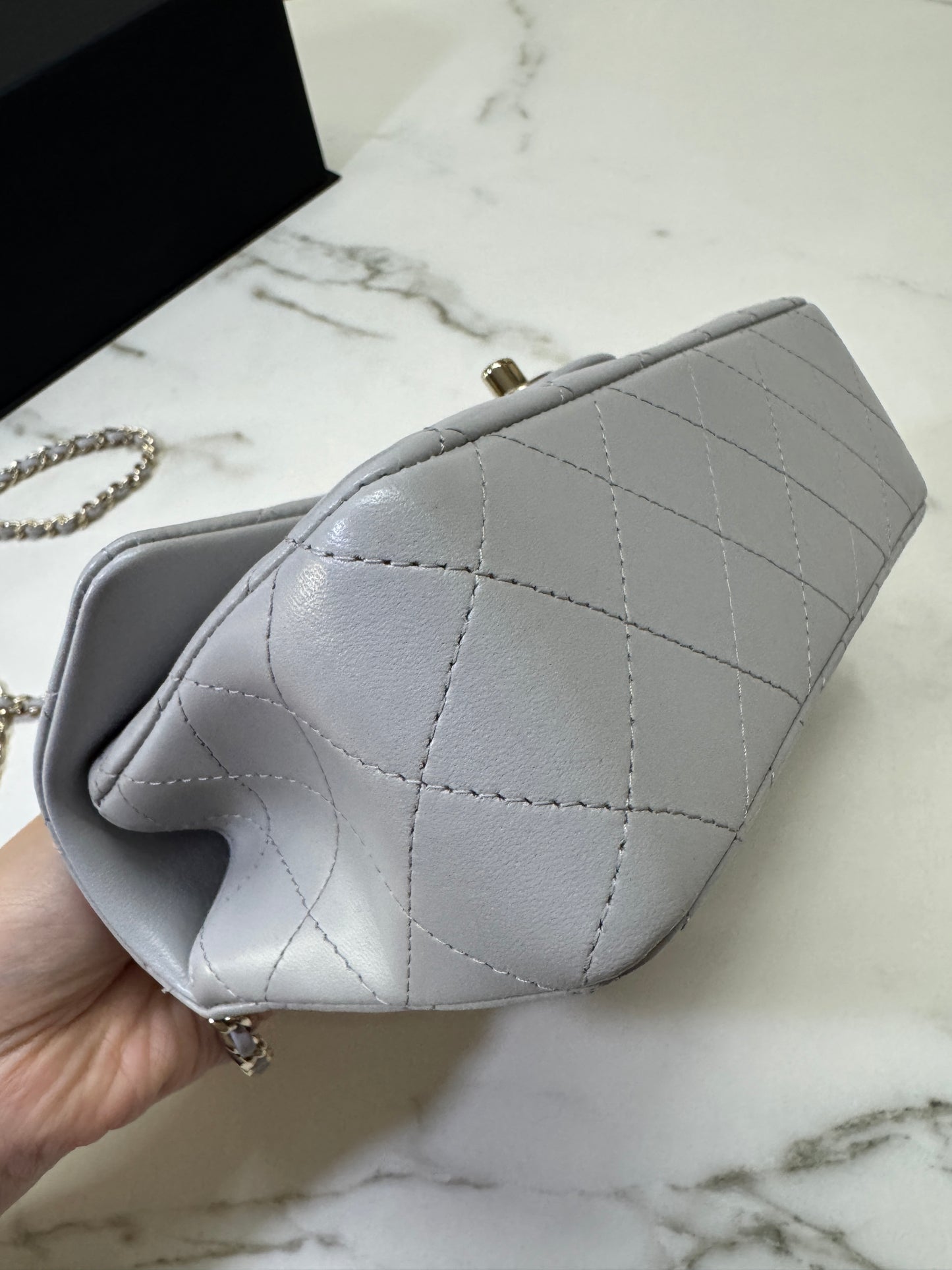 CHANEL Mini CF Handle 25P 淺灰色羊皮