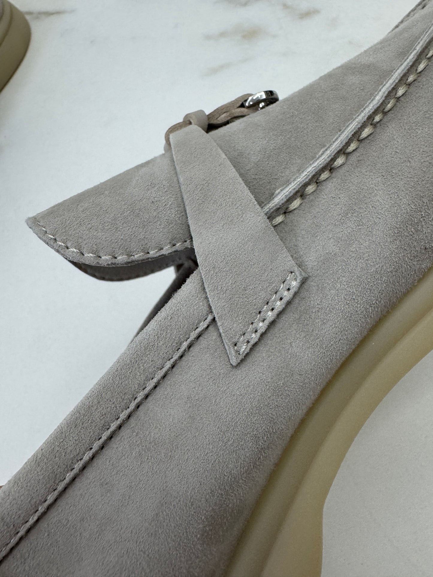 LORO PIANA Summer Walk Loafer 珍珠灰