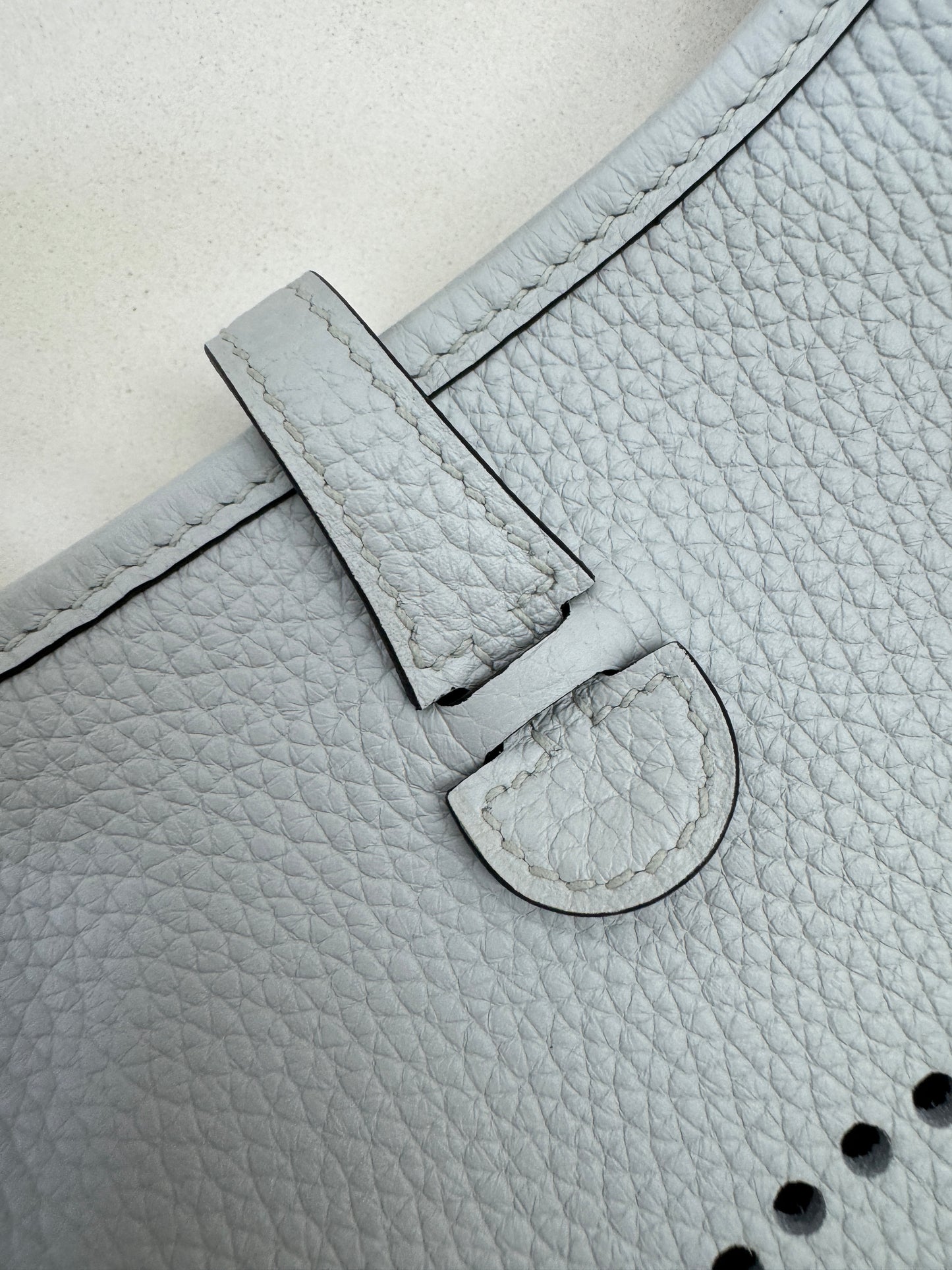 HERMES Mini Evelyne 霧霾藍銀扣 T0 Bleu Brume PHW