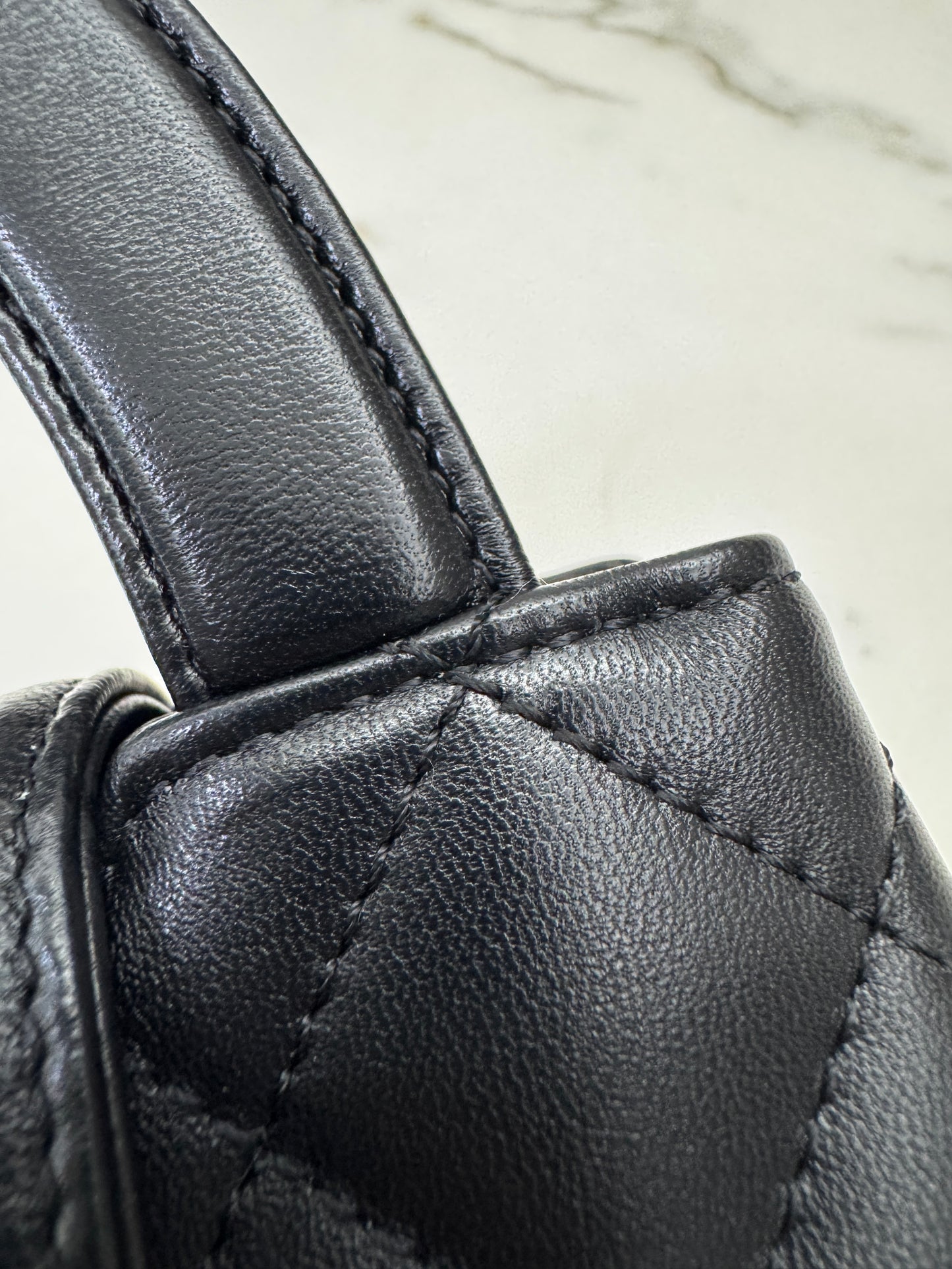 CHANEL Kelly 小羊皮 Lambskin