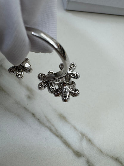 VCA Socrate Between The Finger 指間戒