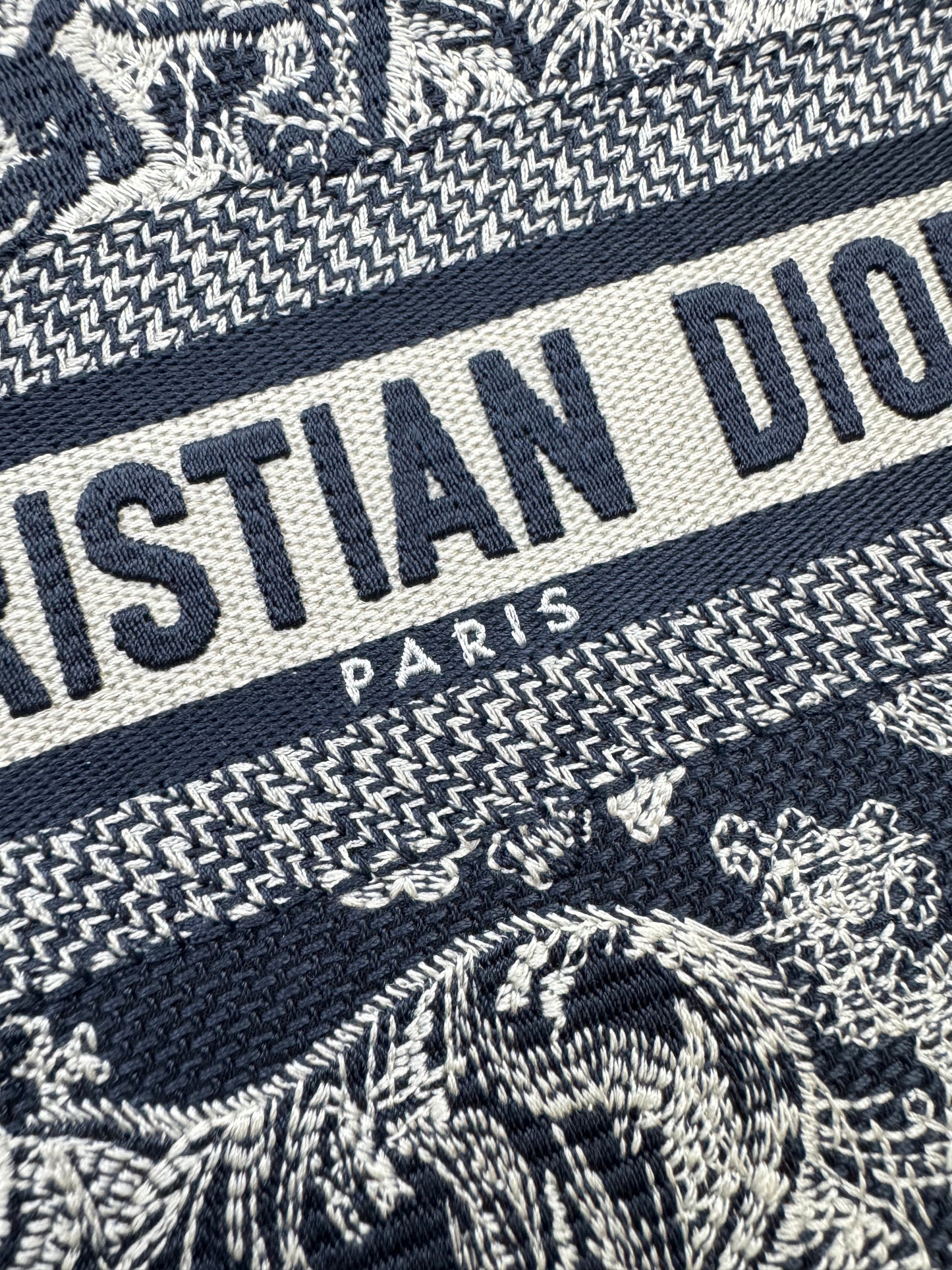 DIOR Book Tote Toile de Jouy Reverse Small