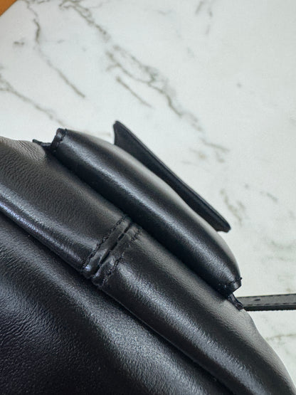 LV Carryall Cargo Vibe PM Black