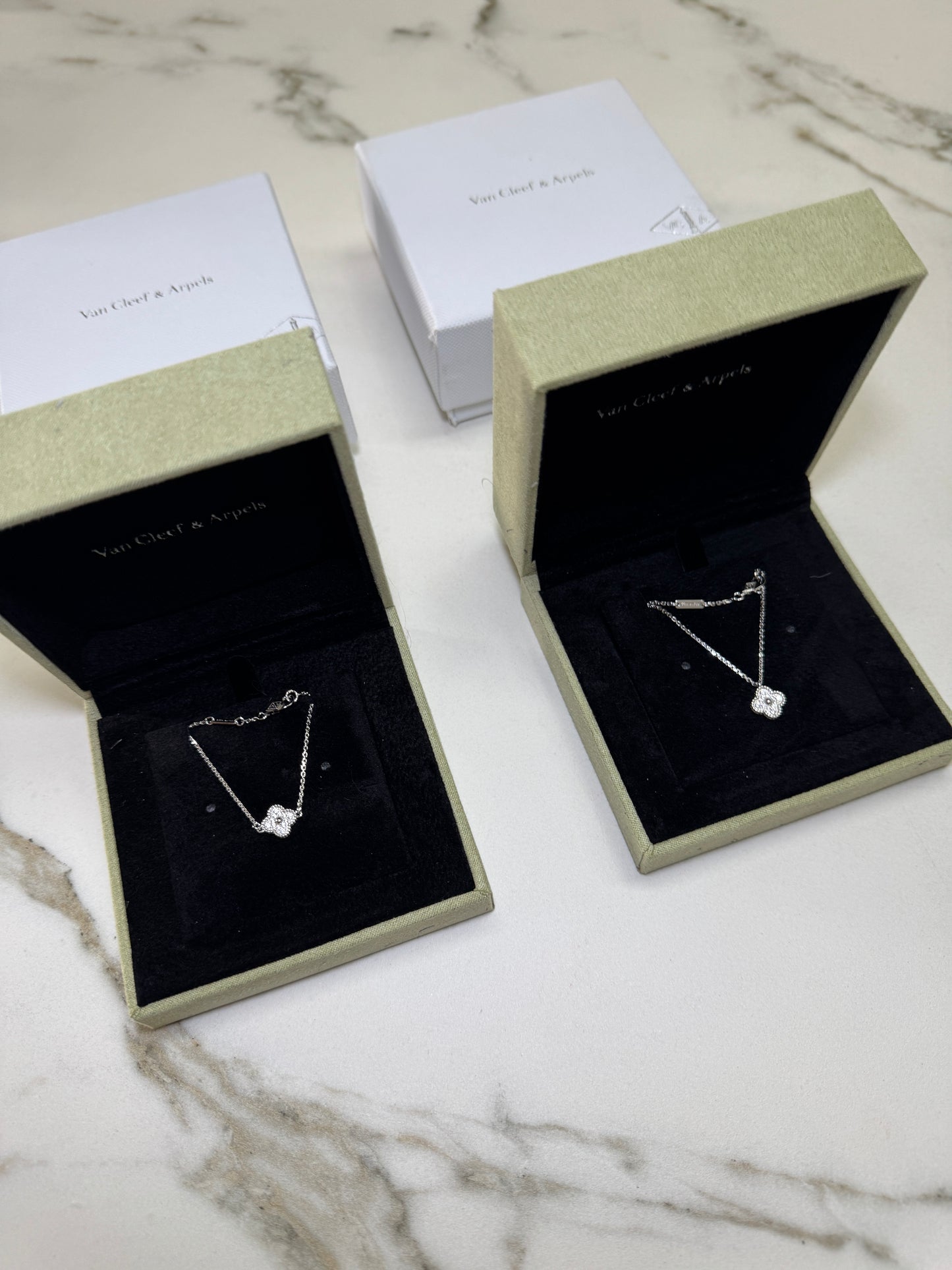 VCA Sweet Alhambra 滿鑽手鏈