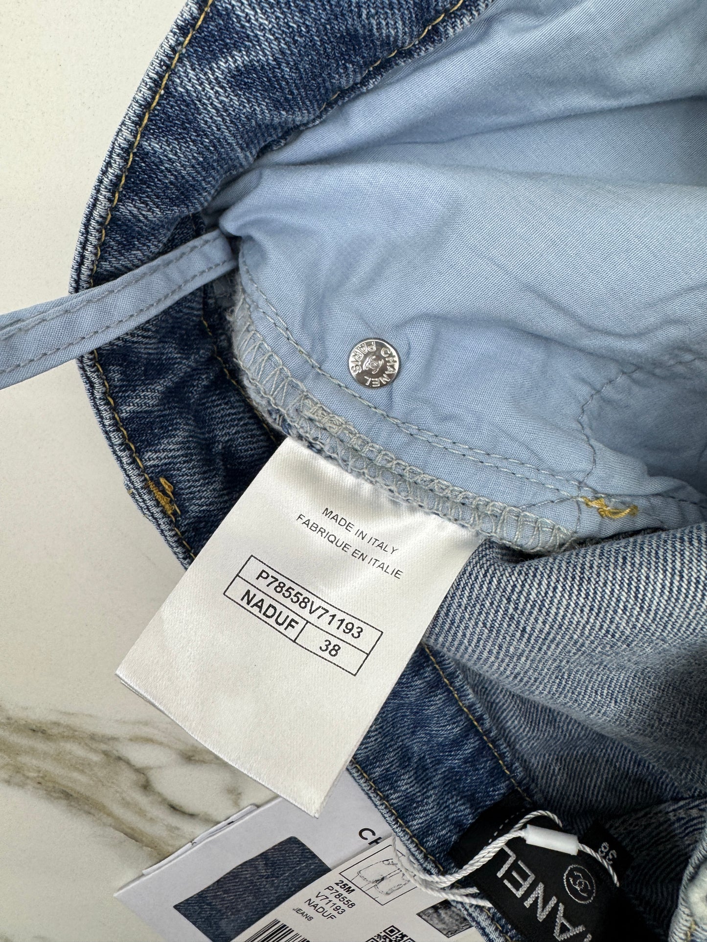 CHANEL 25M Coco Beach 牛仔短褲