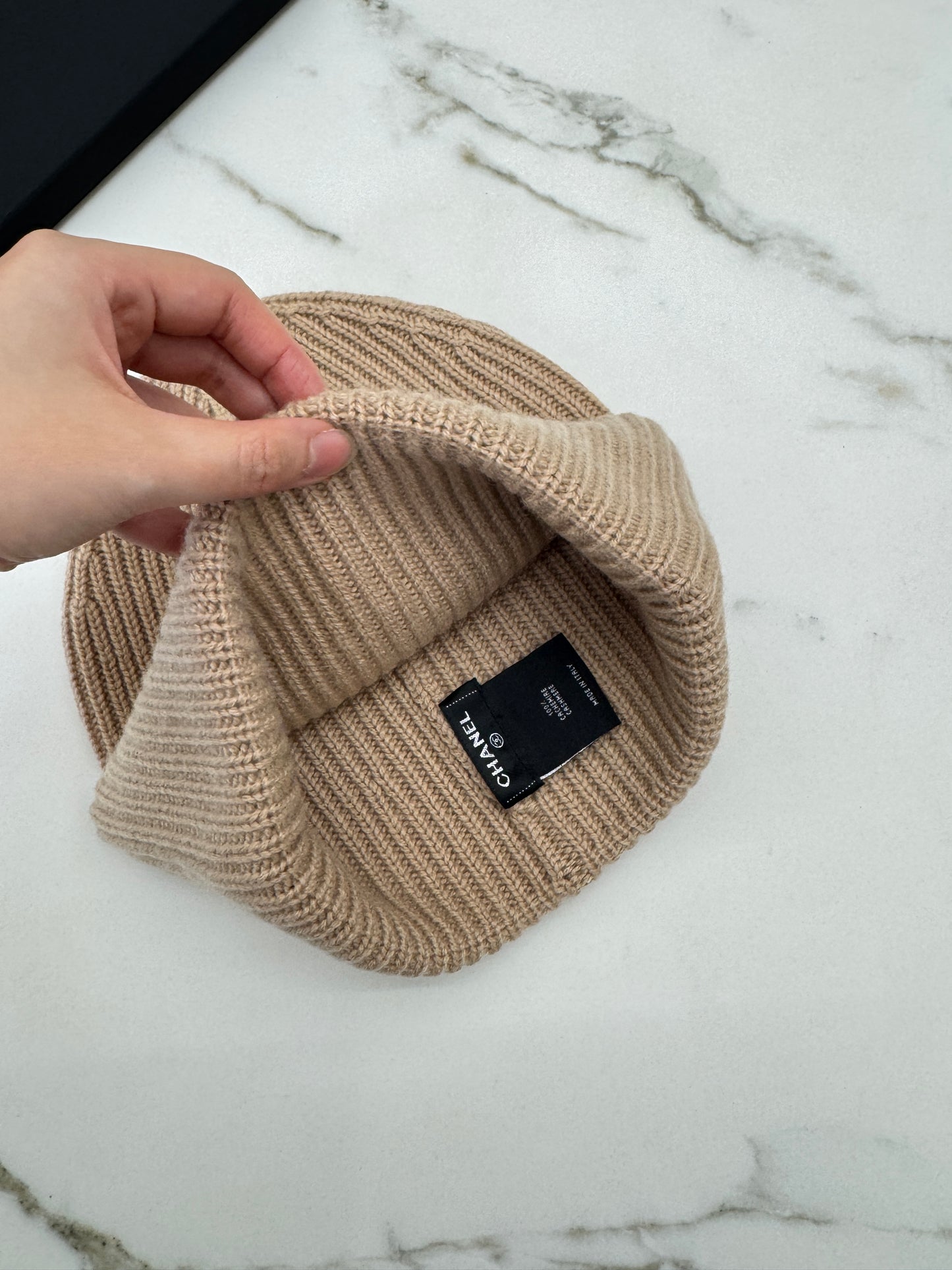 CHANEL 25B 針織羊絨帽 奶茶色