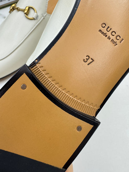 GUCCI 奶白色半拖