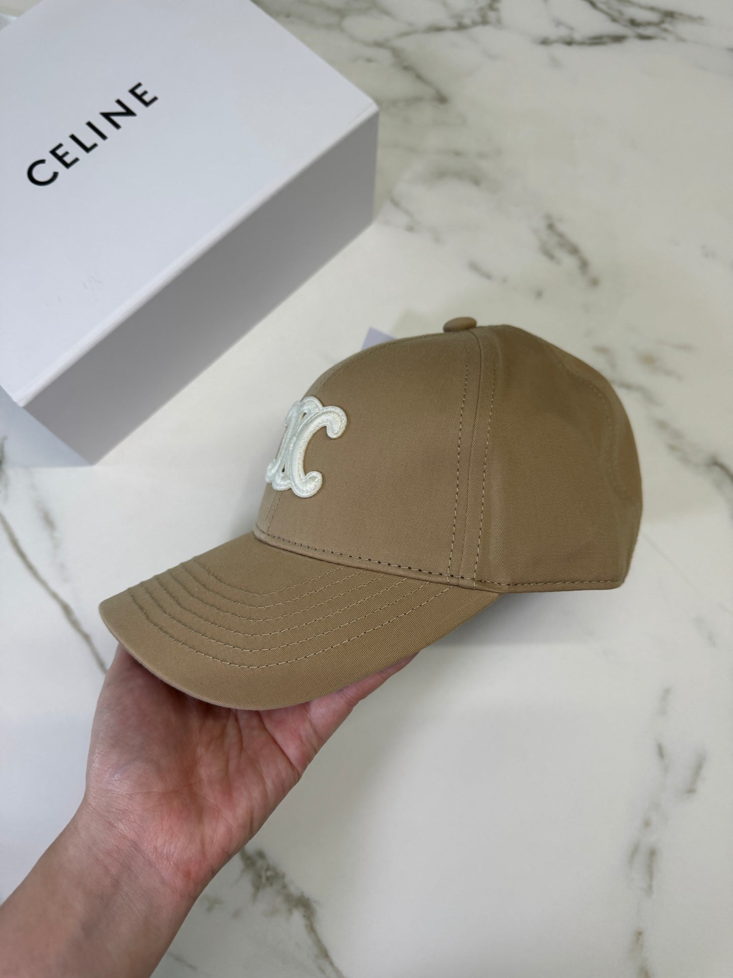 CELINE 凱旋門鴨舌帽 卡其色