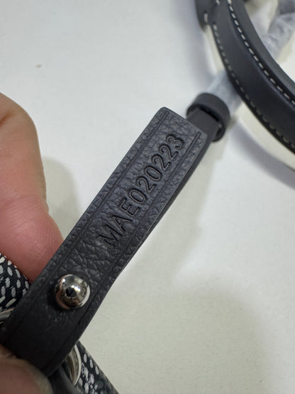 GOYARD 灰色Hobo 紅色小愛心