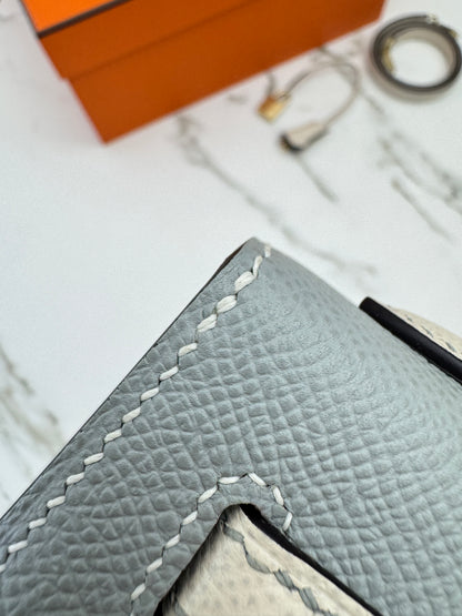 HERMES Kelly 25 冰川藍拼奶昔白 Epsom 香檳金扣 8U Bleu Glacier/ 10 Craie PBHW
