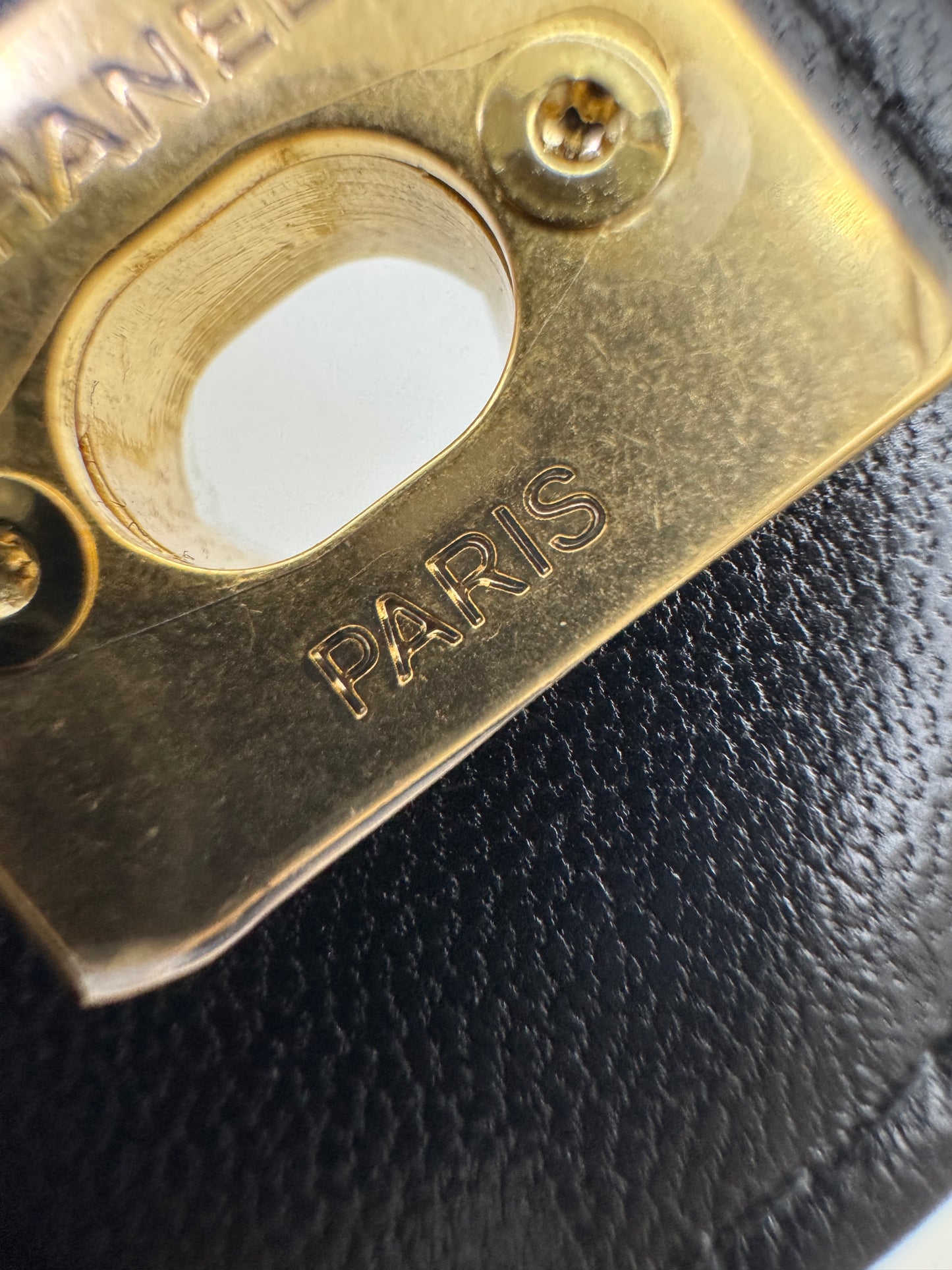 CHANEL 25B 手柄郵差 Wallet on Chain