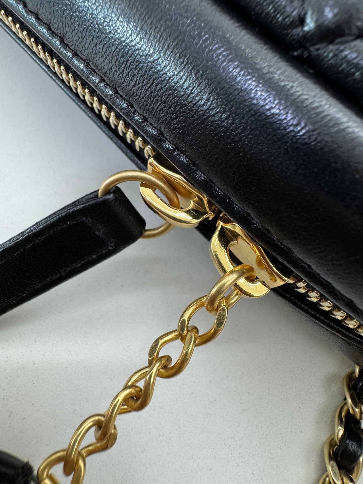 CHANEL 24K 金幣相機包 Medium