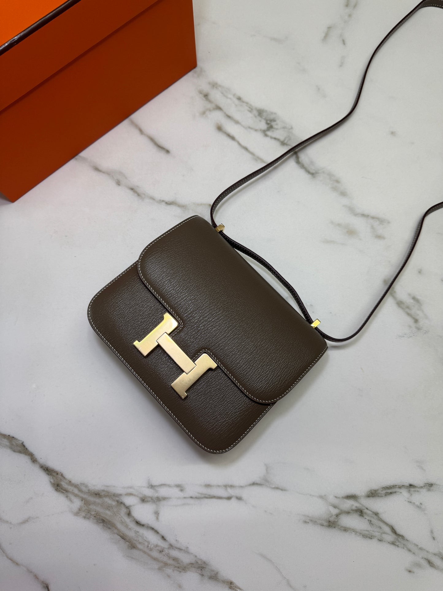 HERMES Mini Constance 大象灰山羊皮 金扣 Etoupe GHW