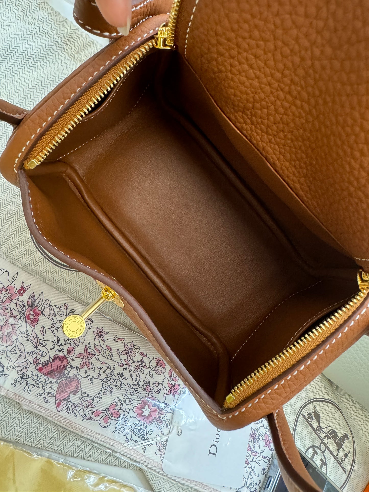 HERMES Mini Lindy 金棕金扣 Gold TC GHD