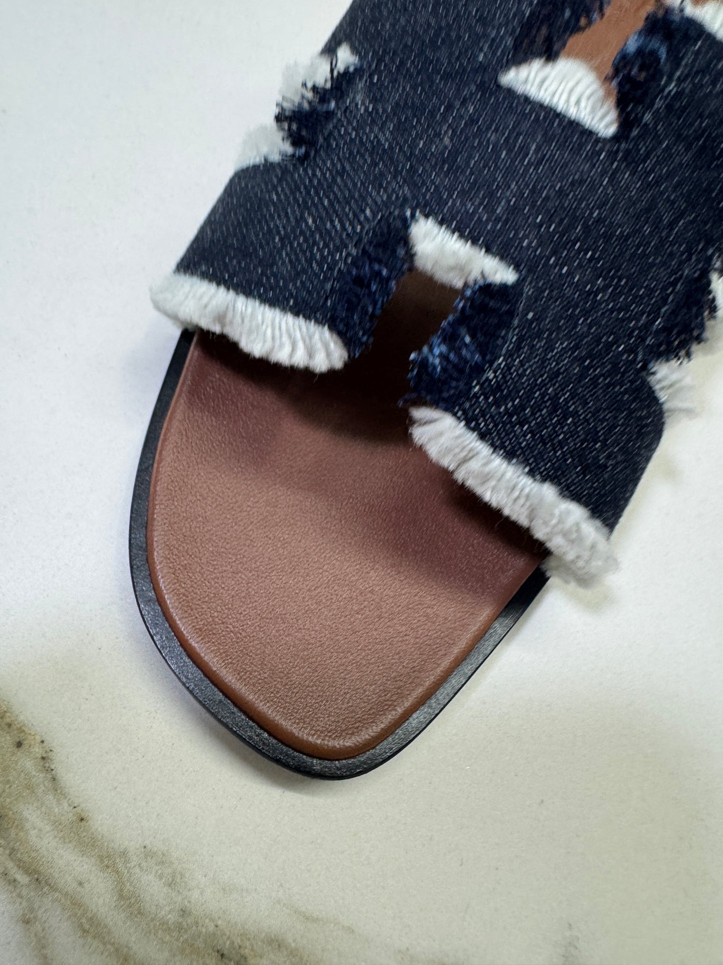 HERMES Oran 深藍牛仔拖鞋