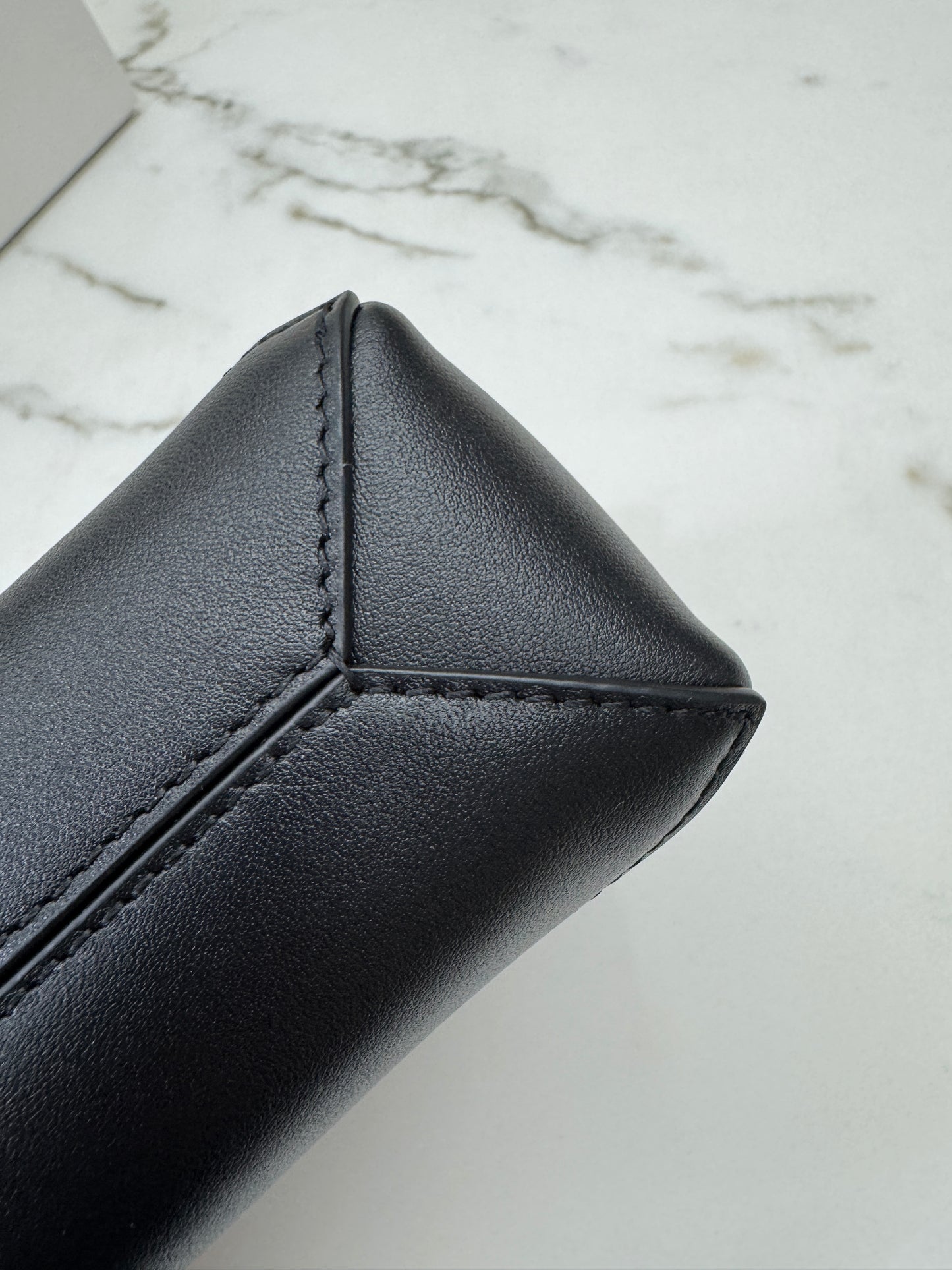 LOEWE Puzzle Fold Pouch Black
