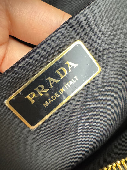 PRADA Explore Large