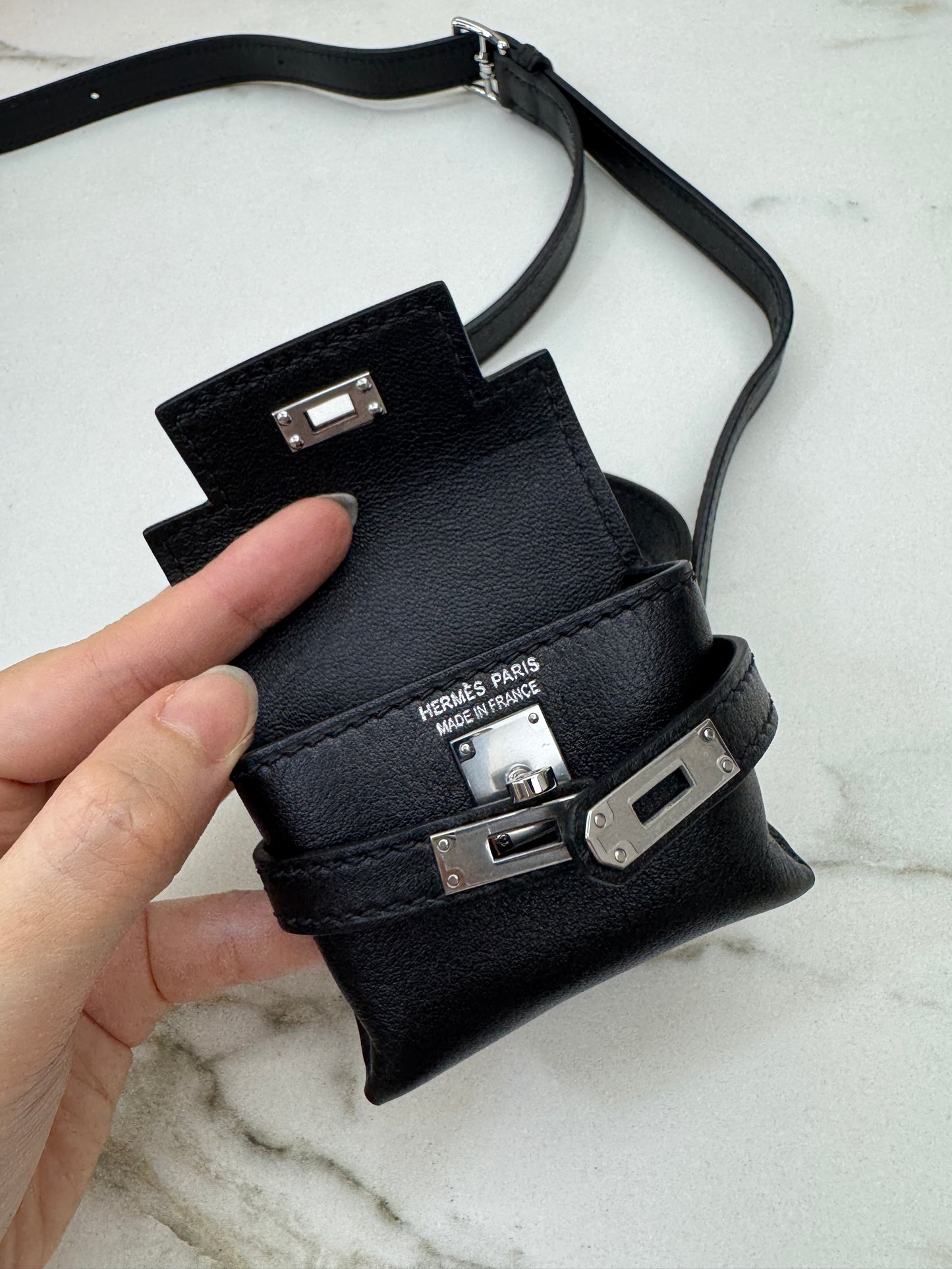 HERMES Kelly Moove 黑銀 Swift Noir PHW