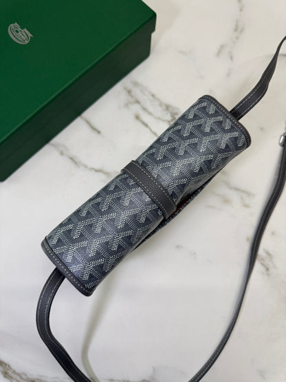 GOYARD Belvedere 郵差包 灰色 PM