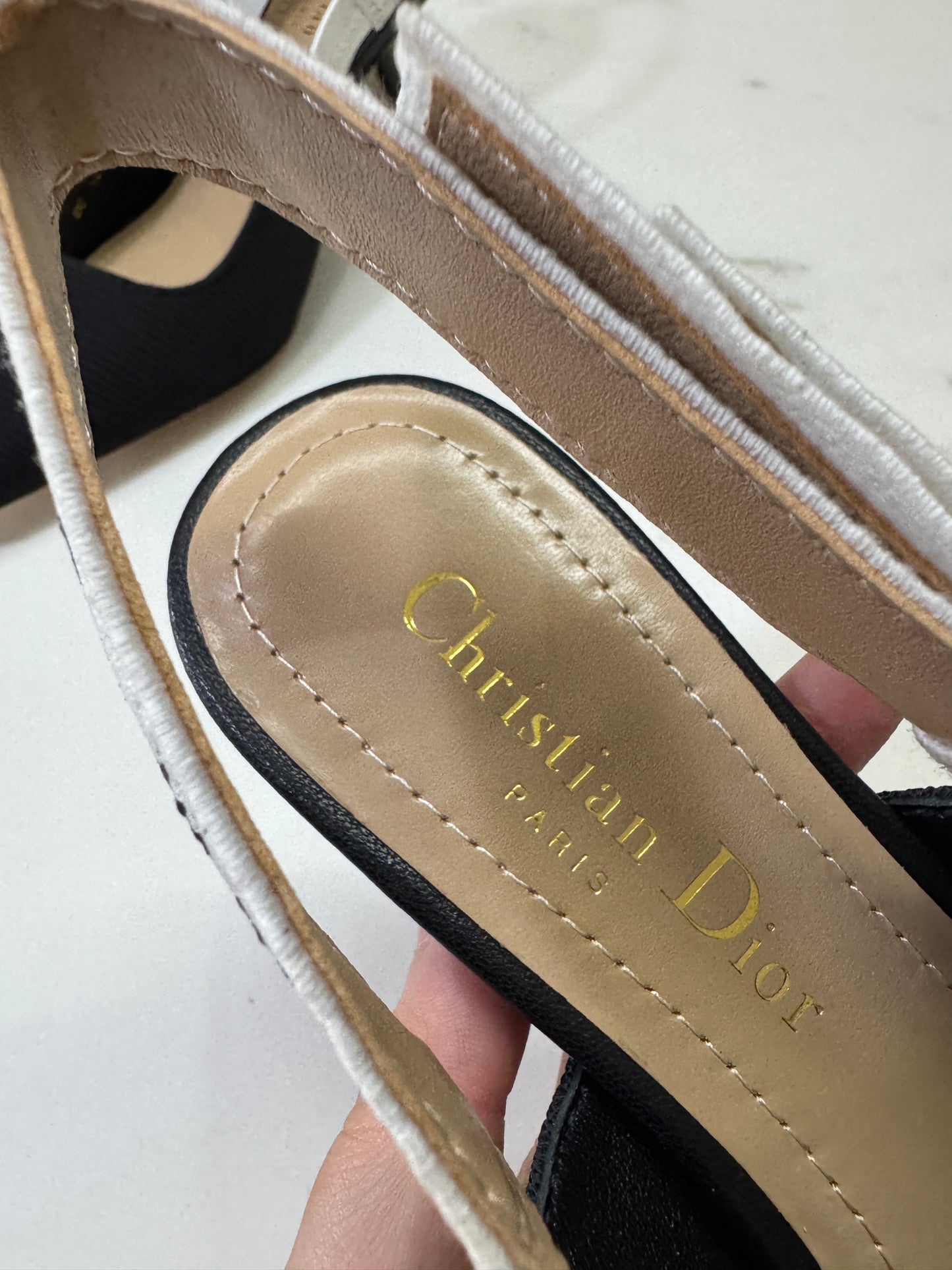 DIOR J'adior 科技布貓跟鞋