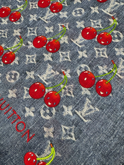 LV X TM 櫻桃 140x140cm 披肩