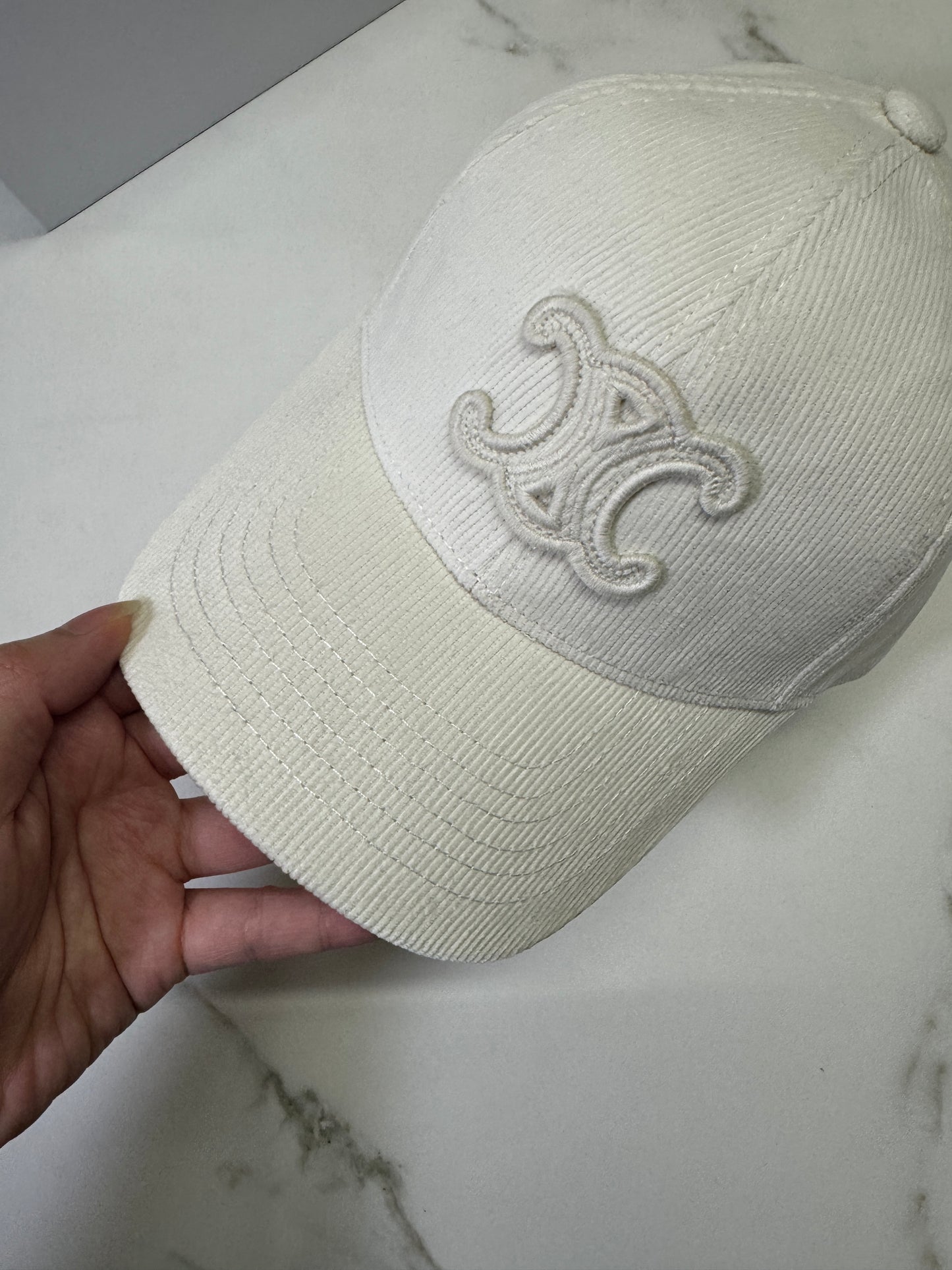 CELINE 凱旋門鴨舌帽 燈芯絨白色