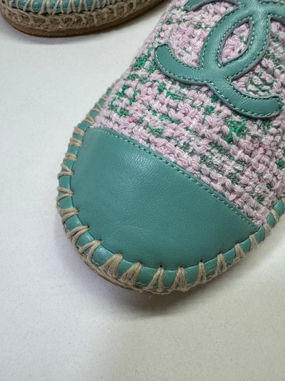 CHANEL 漁夫半拖 軟呢粉紅色拼綠色