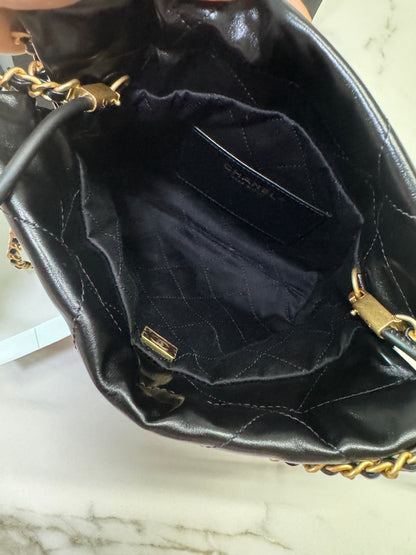 CHANEL Mini 22bag 新版 黑金