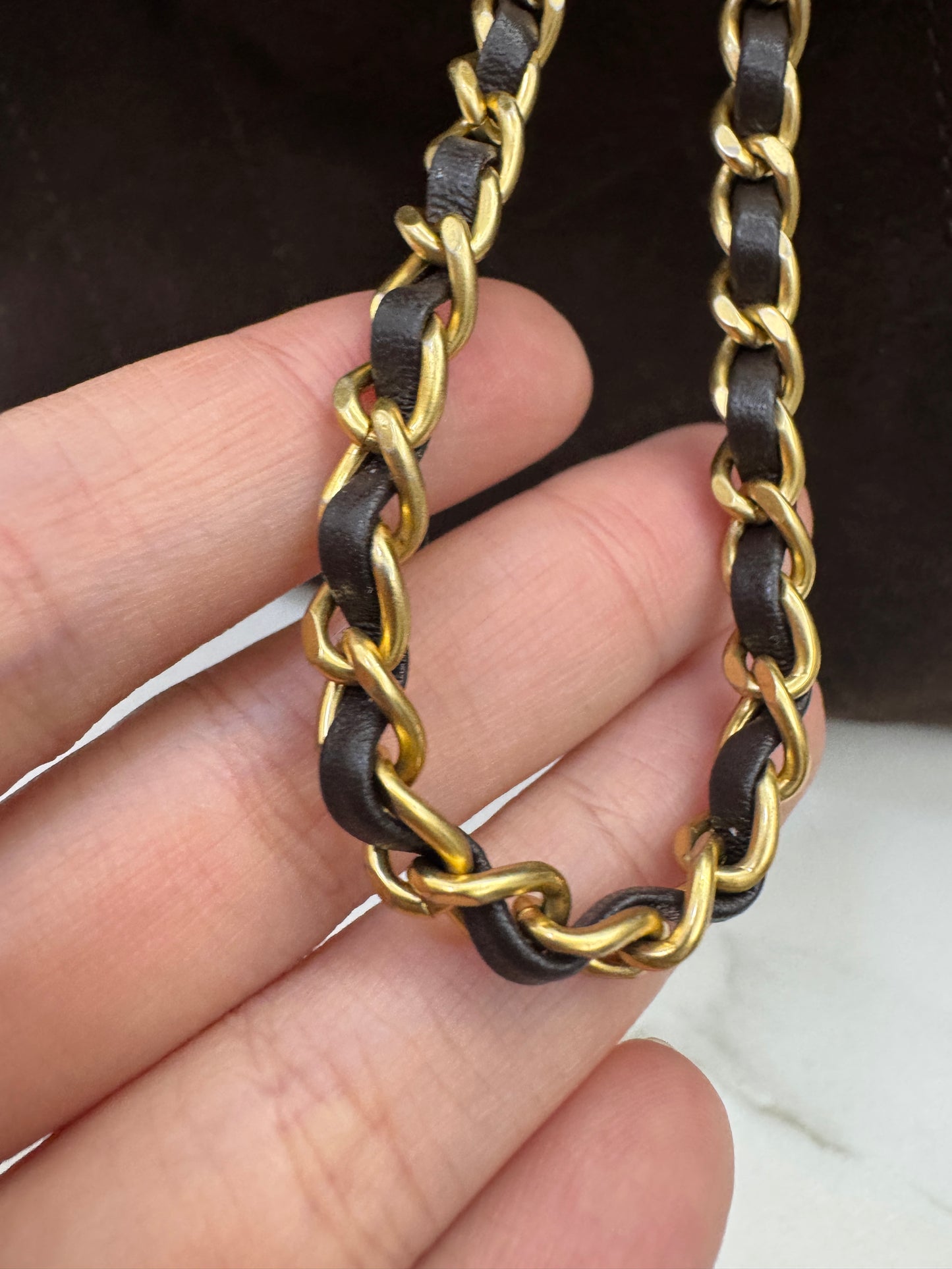 CHANEL 25Bag 麂皮深棕色 Small