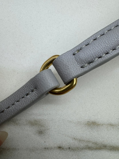 MIU MIU Wander Small 霧霾藍