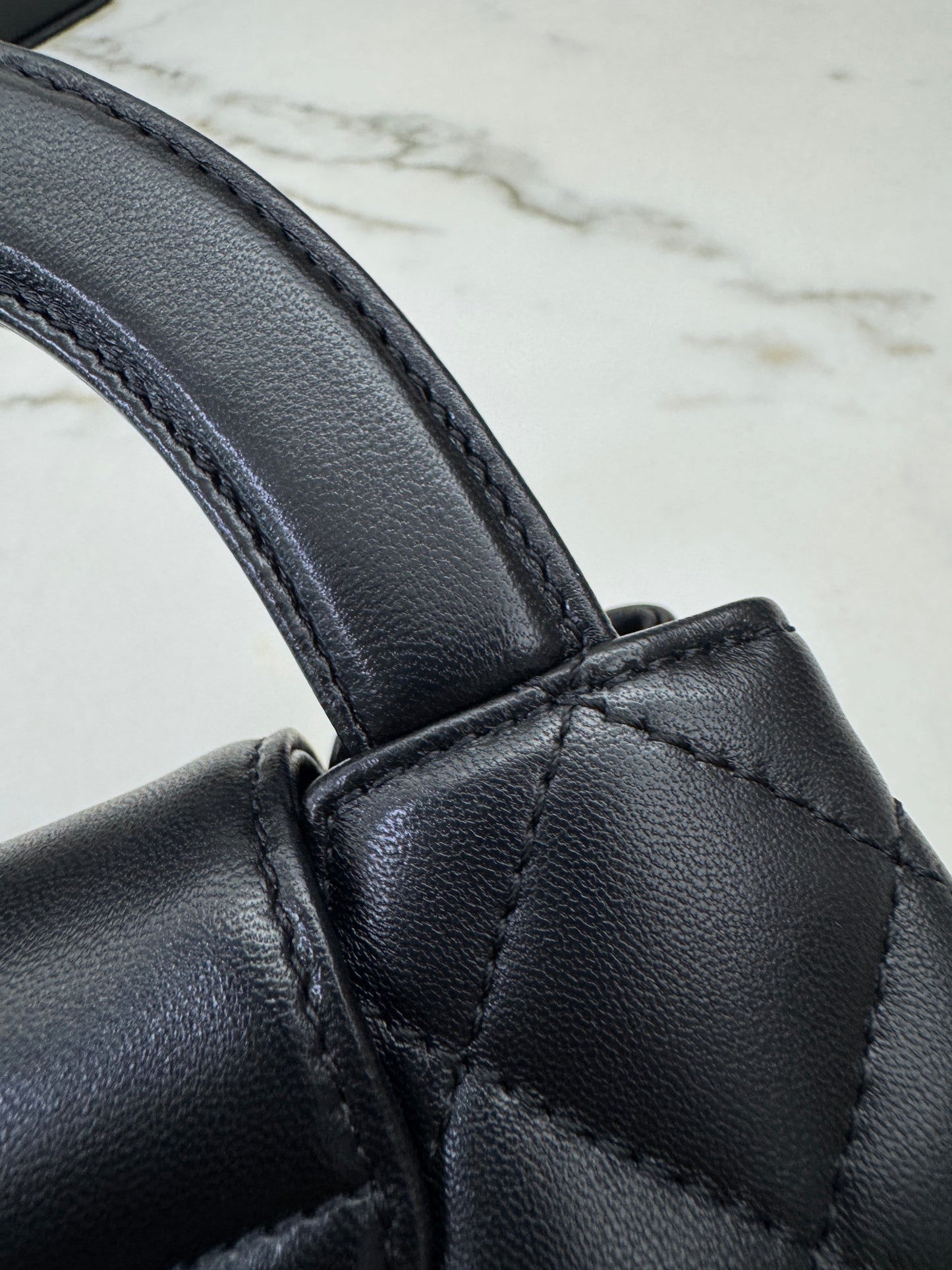 CHANEL Kelly 小羊皮 Lambskin