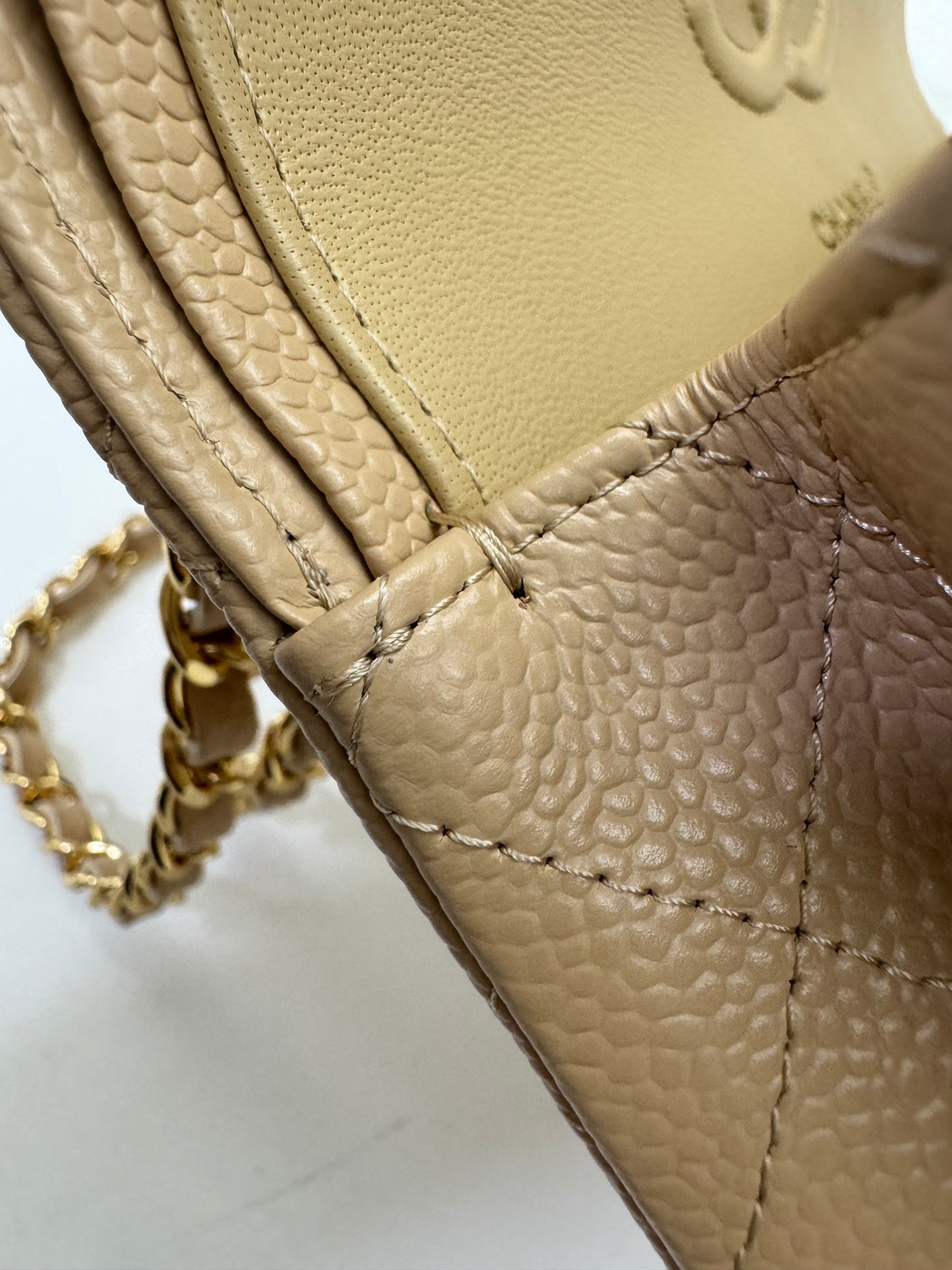 CHANEL CF23 Small 米杏色牛皮金扣 Beige Caviar Calfskin GHW