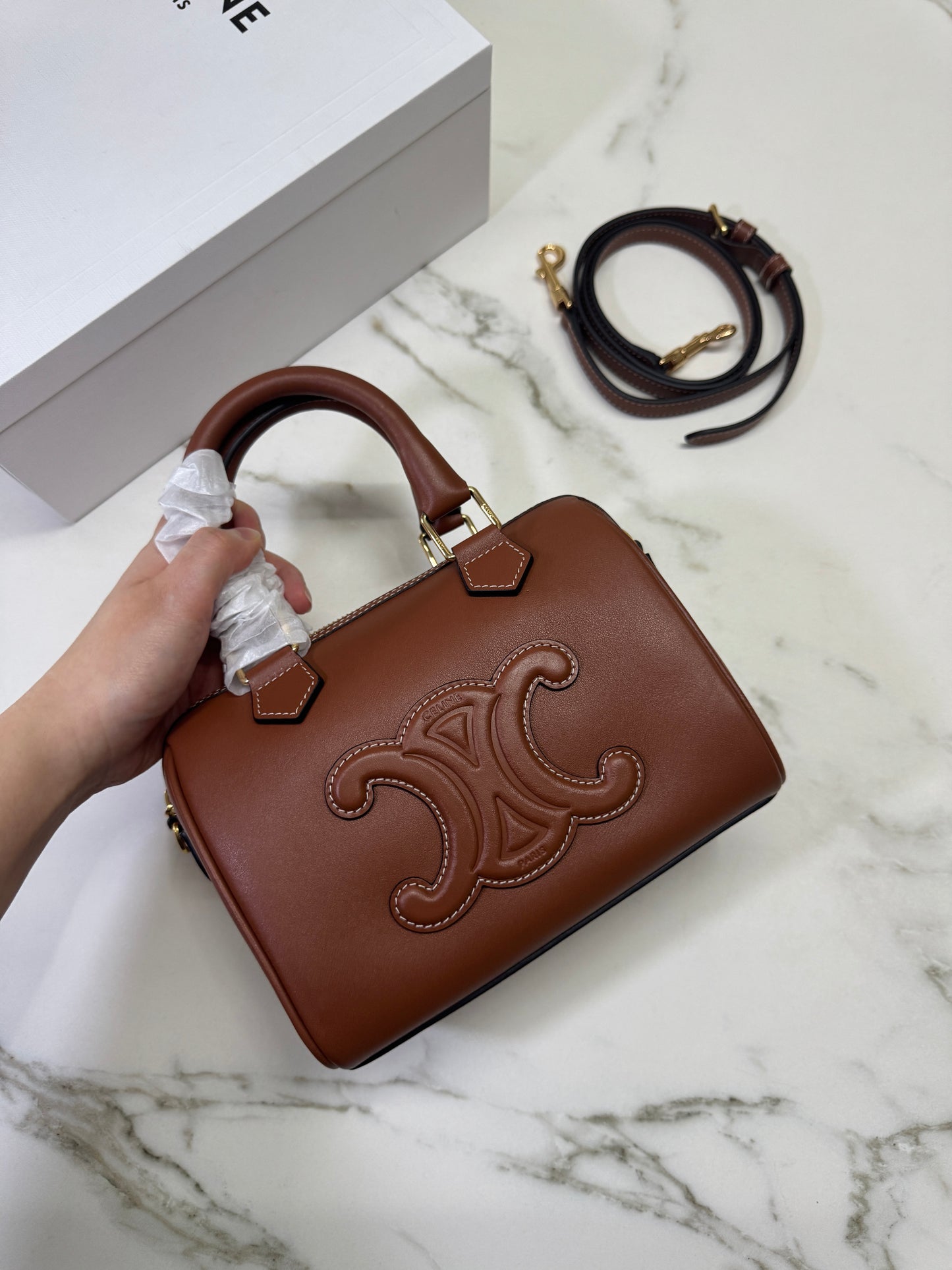 CELINE Triomphe Boston 棕色