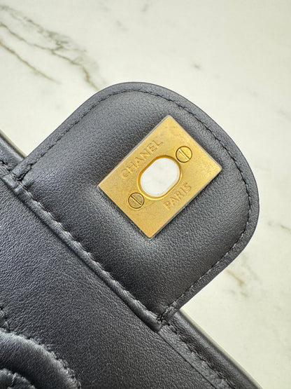 CHANEL 22K 郵差豆腐包 漸變Tweed