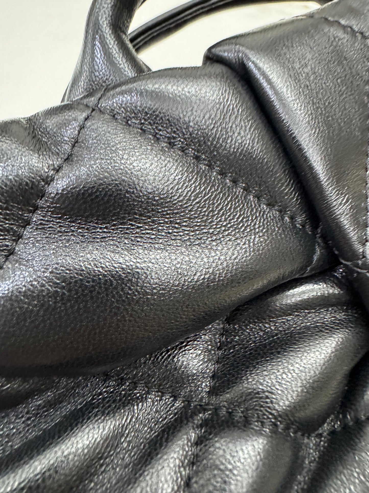 CHANEL 25K Mini 蝴蝶結包 綿羊皮