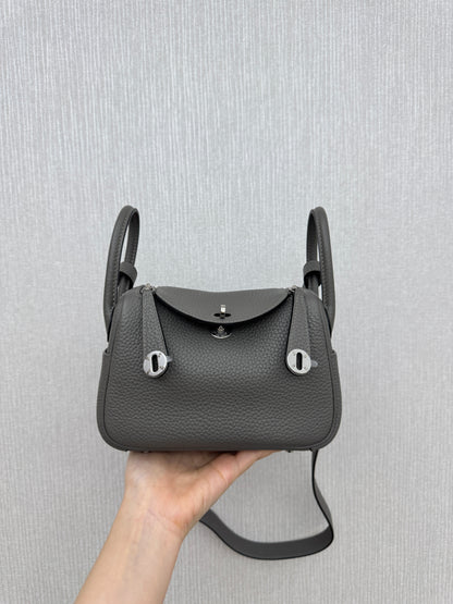 HERMES Mini Lindy 積雨雲灰銀扣 0L Gris Meyer PHW
