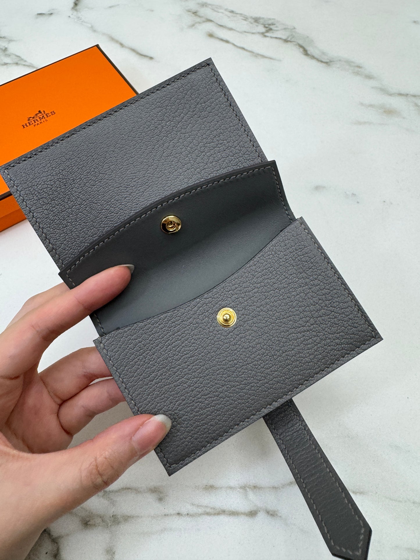 HERMES Bearn Mini Wallet 積雨雲灰山羊皮 金扣 Gris Meyer GHW