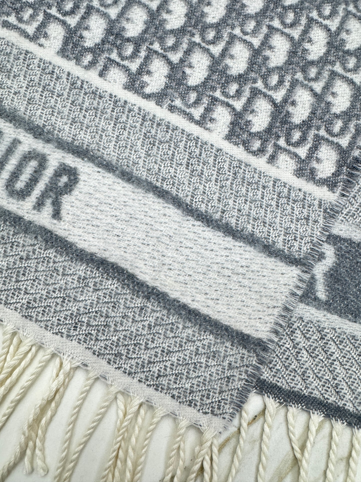 DIOR Oblique Scarf Grey 200x48cm