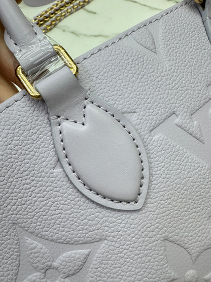 LV On the Go East-west 淺紫