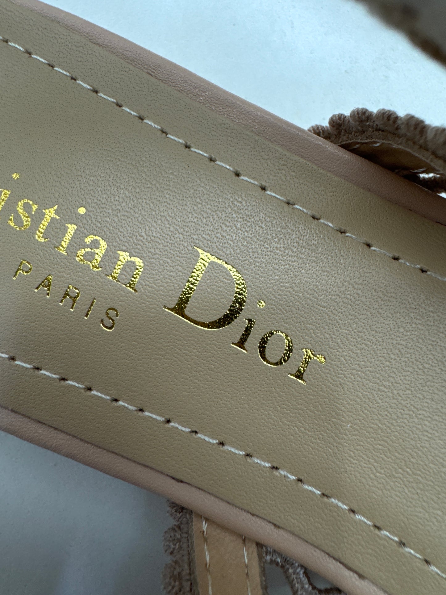 DIOR J’adior Slingback 裸粉鏤空