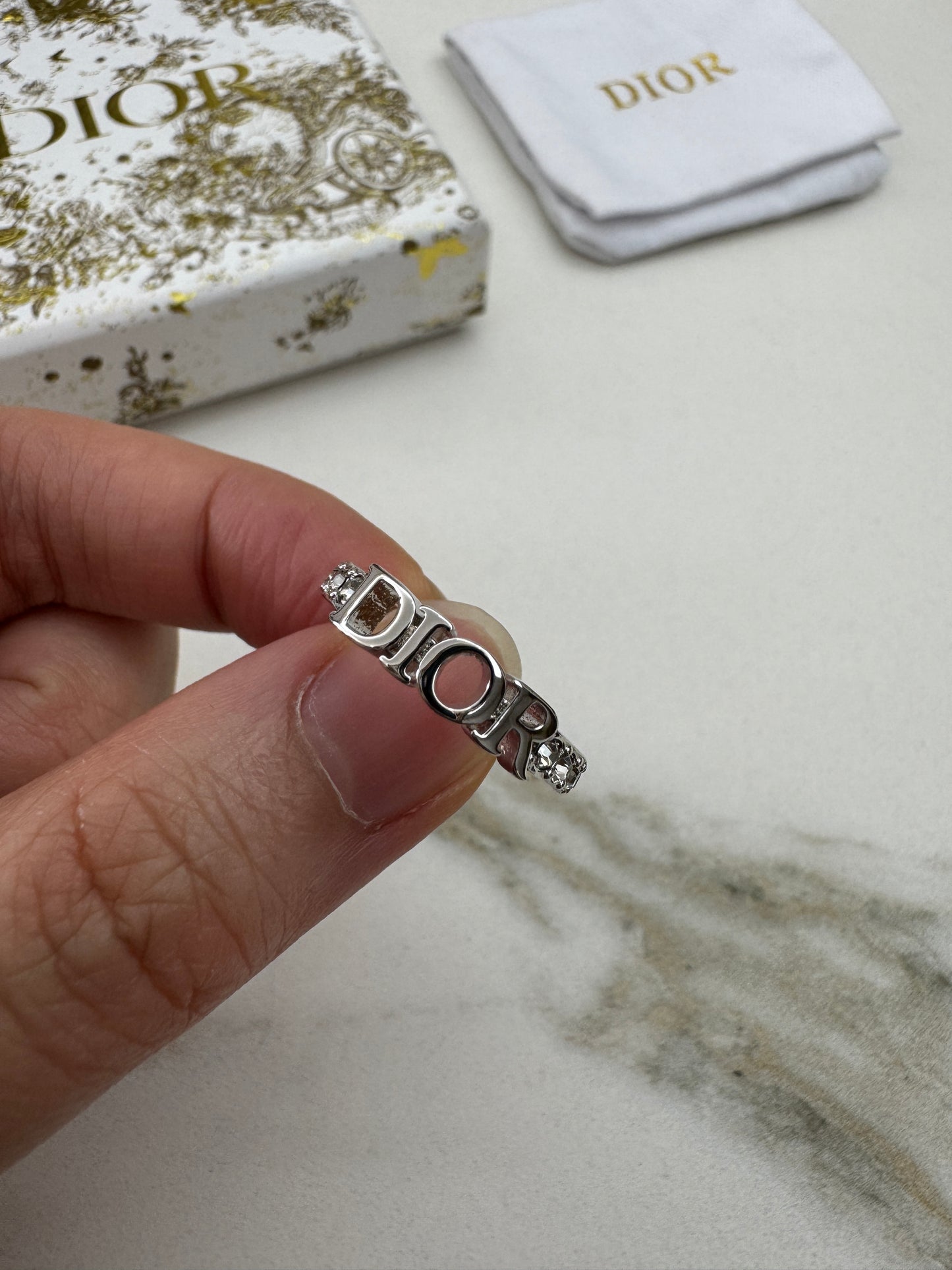 DIOR Revolution 戒指