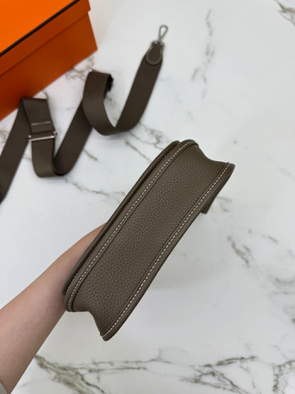HERMES Evelyne 23 大象灰銀扣 Etoupe TC PHW