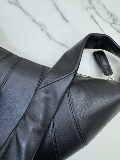LEMAIRE Croissant Medium 牛角包羊皮 Lambskin